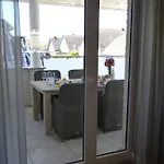 Appartamento 3-raum-appartements In Der Rabenstrasse