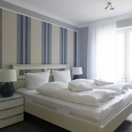 3-raum-appartements In Der Rabenstrasse Apartament